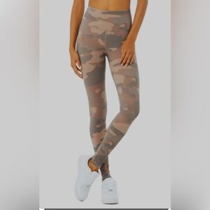 ALO Yoga High Waisted Camo Vapor Legging